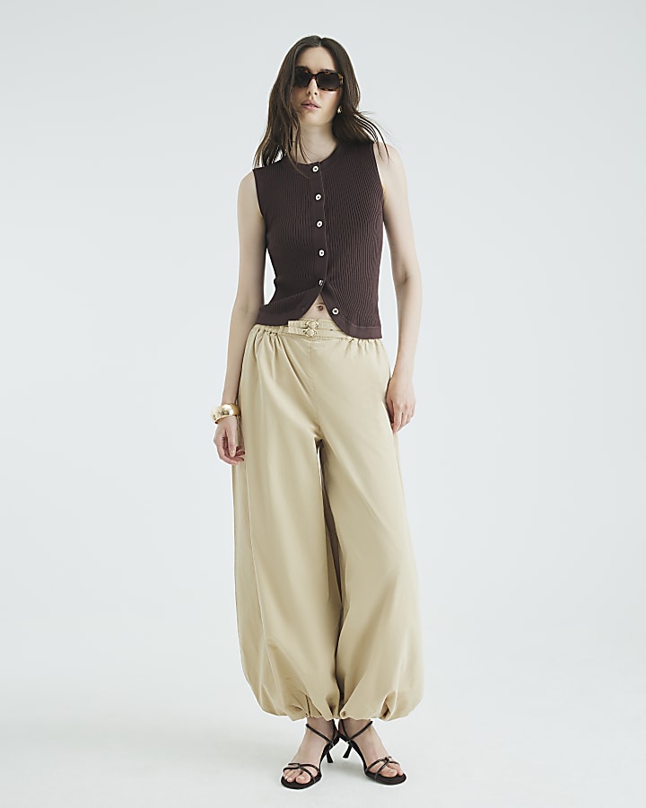Brown Curved Hem Ribbed Top