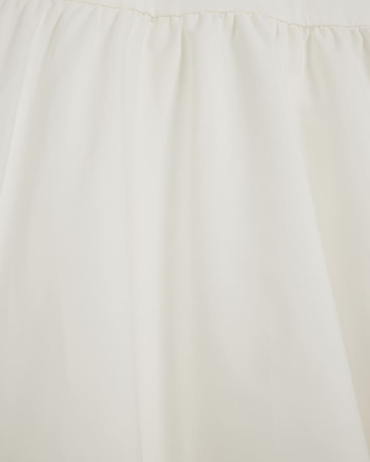 Cream Sleeveless Scoop Neck Maxi Dress