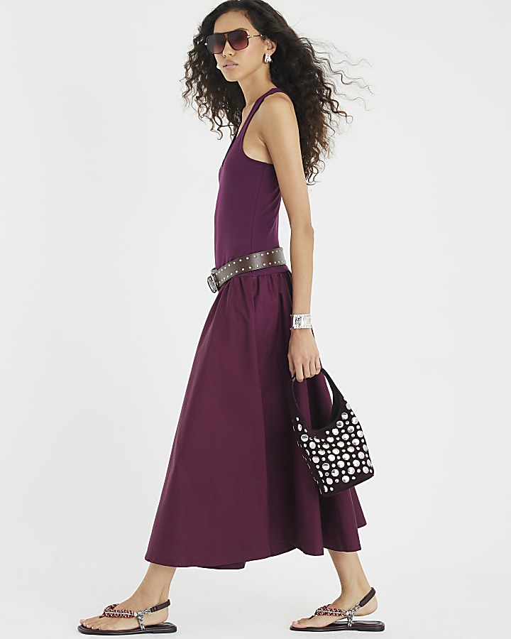 Red Sleeveless Scoop Neck Maxi Dress
