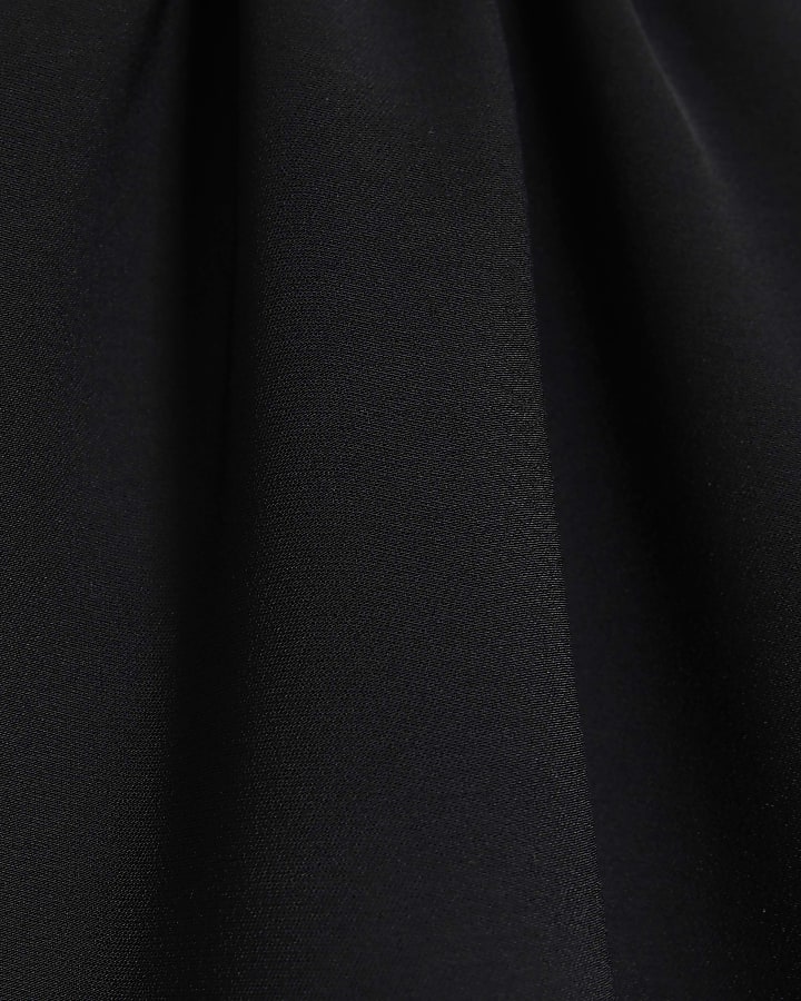 Black Ruched Neck T-shirt