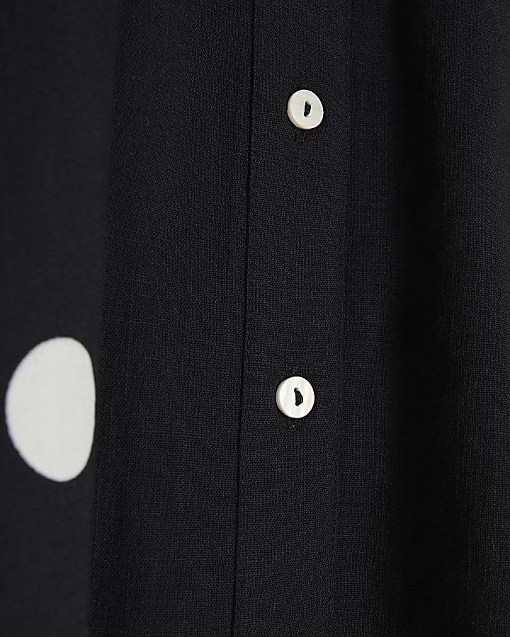 Black Short Sleeve Boxy Shirt