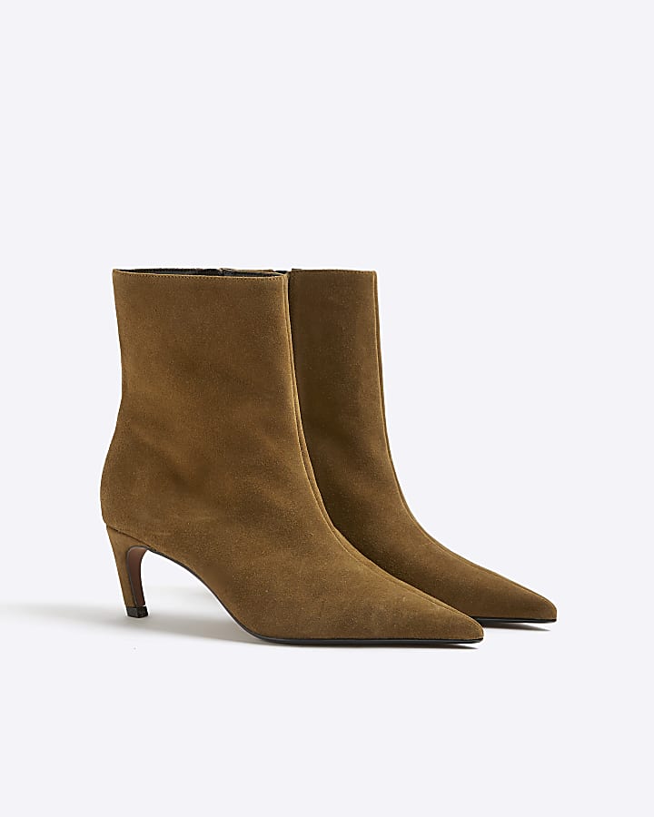Brown Pointed Toe Kitten Heel Boots