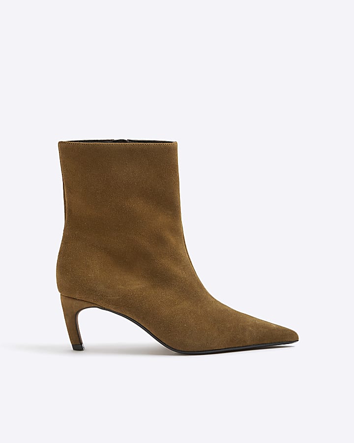 Brown Pointed Toe Kitten Heel Boots