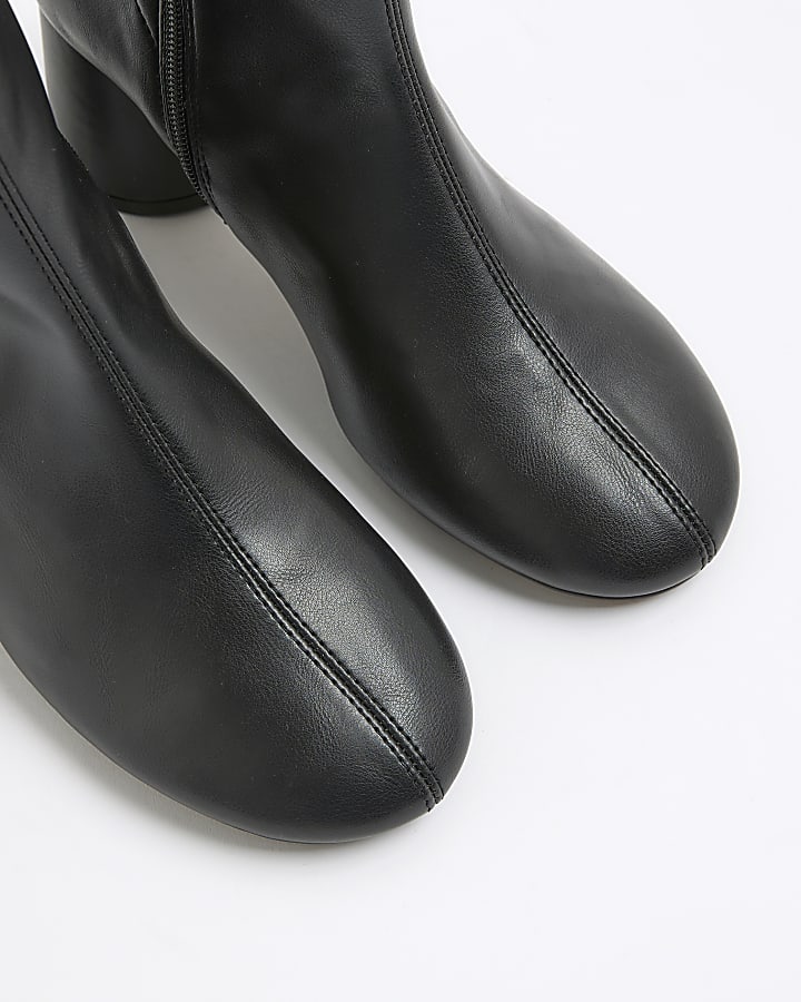 Black Block Heel Round Toe Ankle Boots