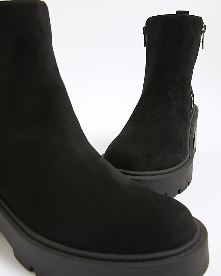 Black Block Heeled Side Zip Boots