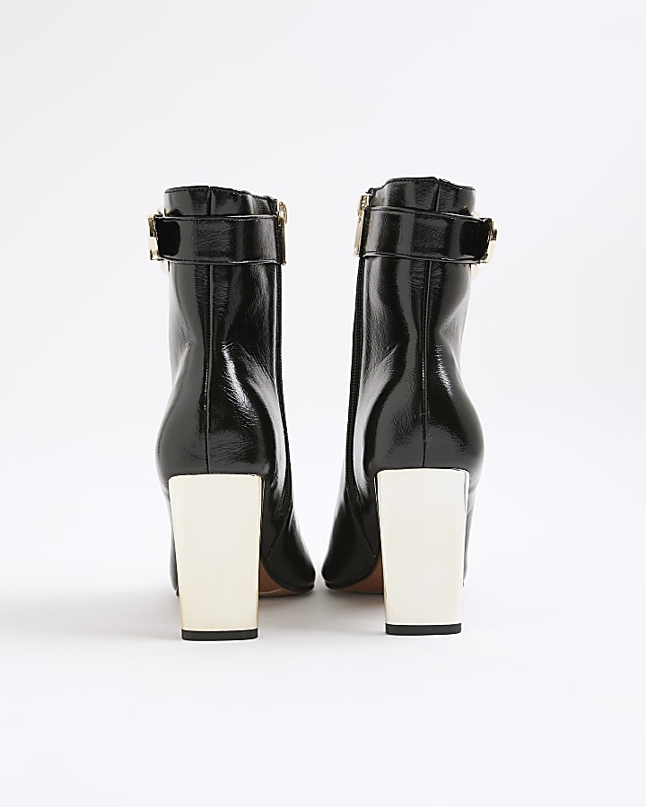 Black Metal Heel Point Toe Boots