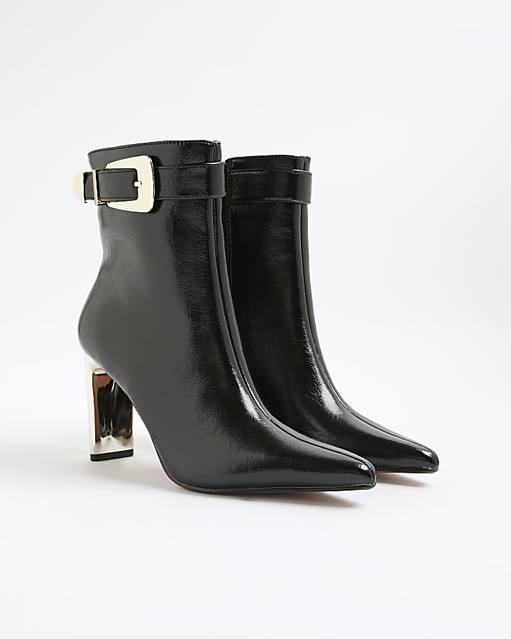 Black Metal Heel Point Toe Boots