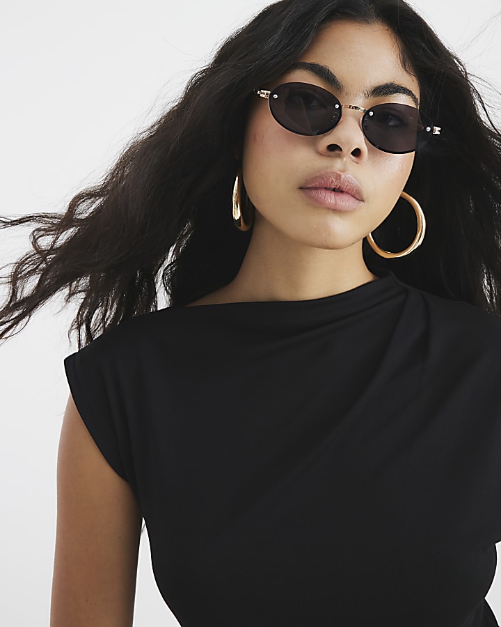 Black Sleeveless Slinky Ruched Belted Top