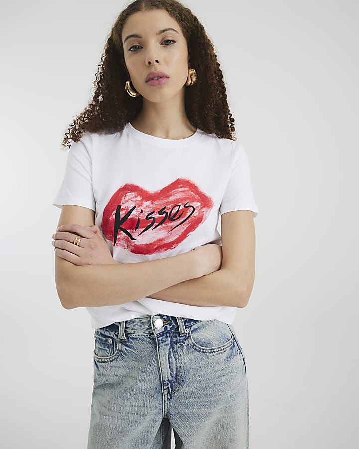 White Short Sleeve Kisses Sketch T-shirt