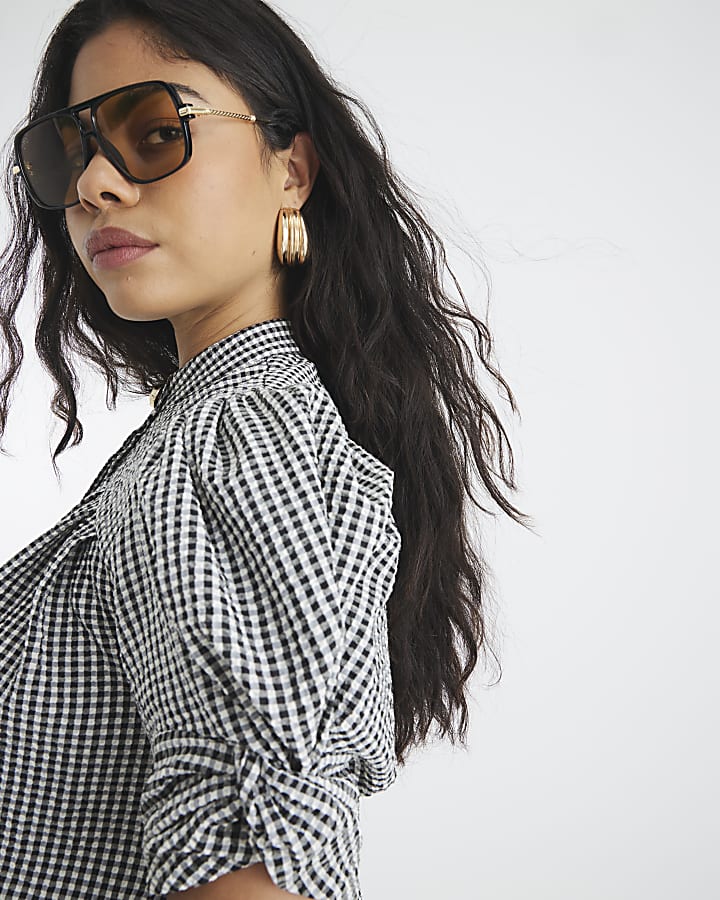 Black Gingham Puff Sleeve Blouse