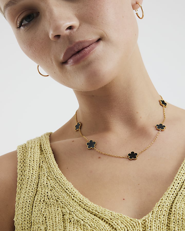 Black Flower Necklace