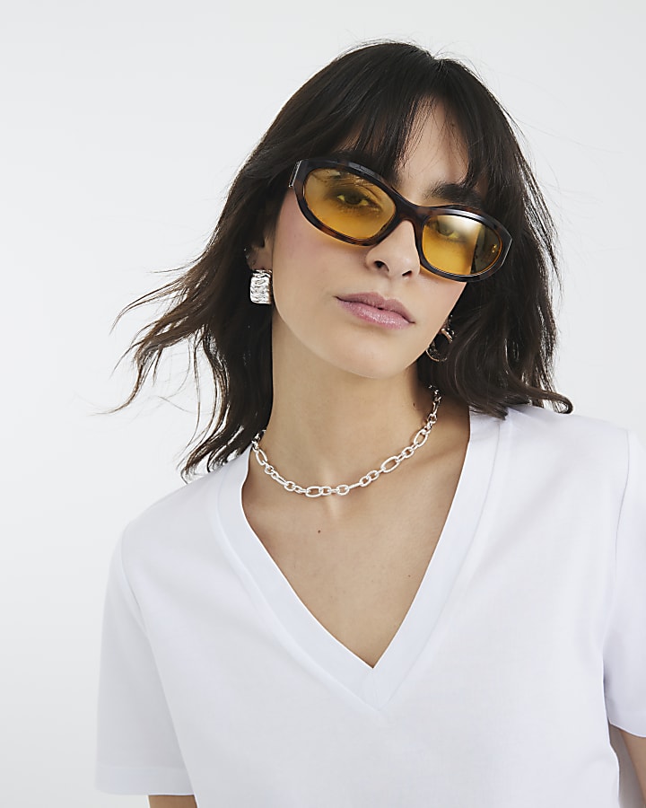 White Short Sleeve V Neck T-shirt