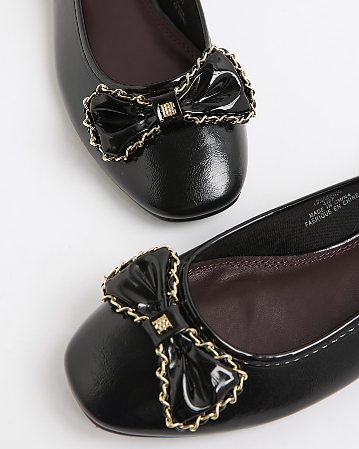 Black Chain Bow Ballet Pumps 