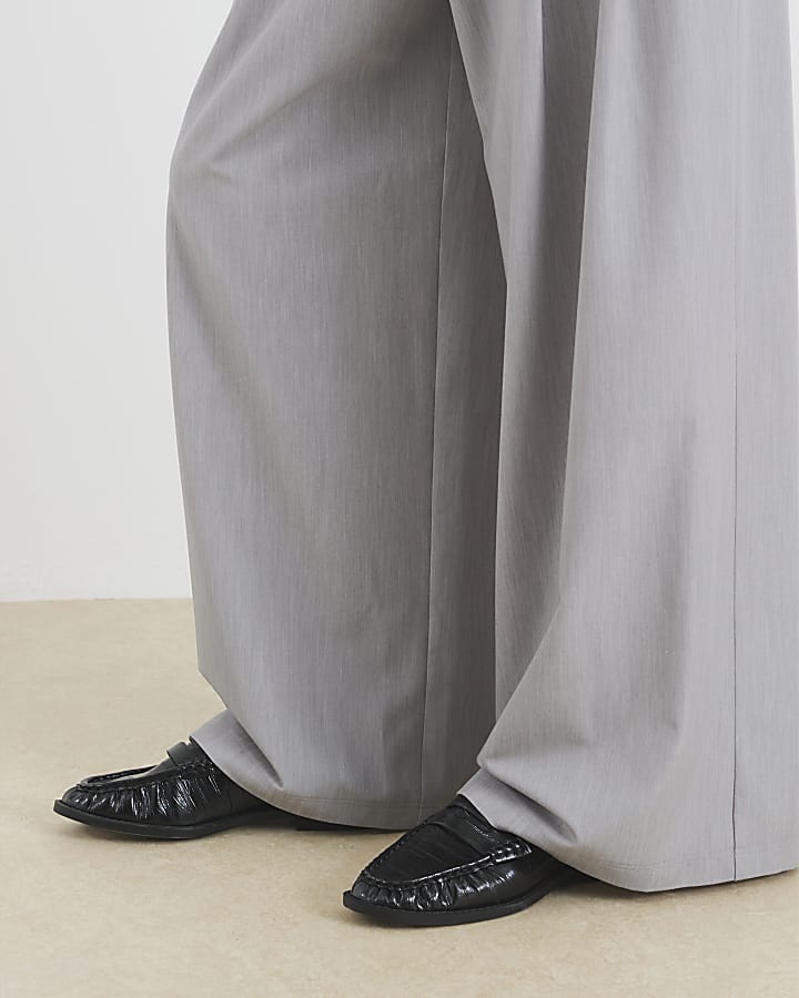 Black Ruched Loafer