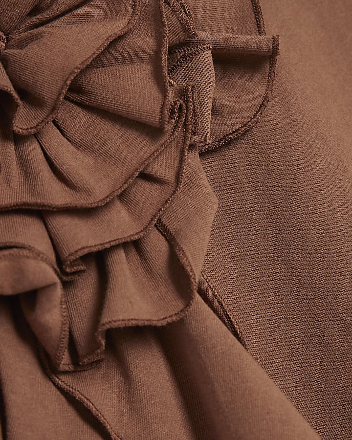 Brown Short Sleeve Floral Ruffle T-shirt