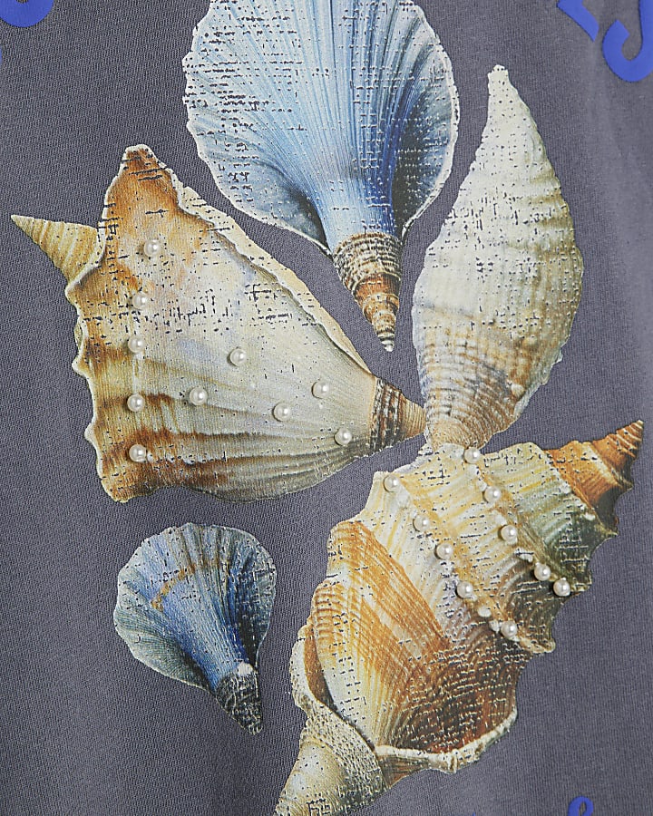 Blue Ocean Shell Pearl Embellished T-Shirt