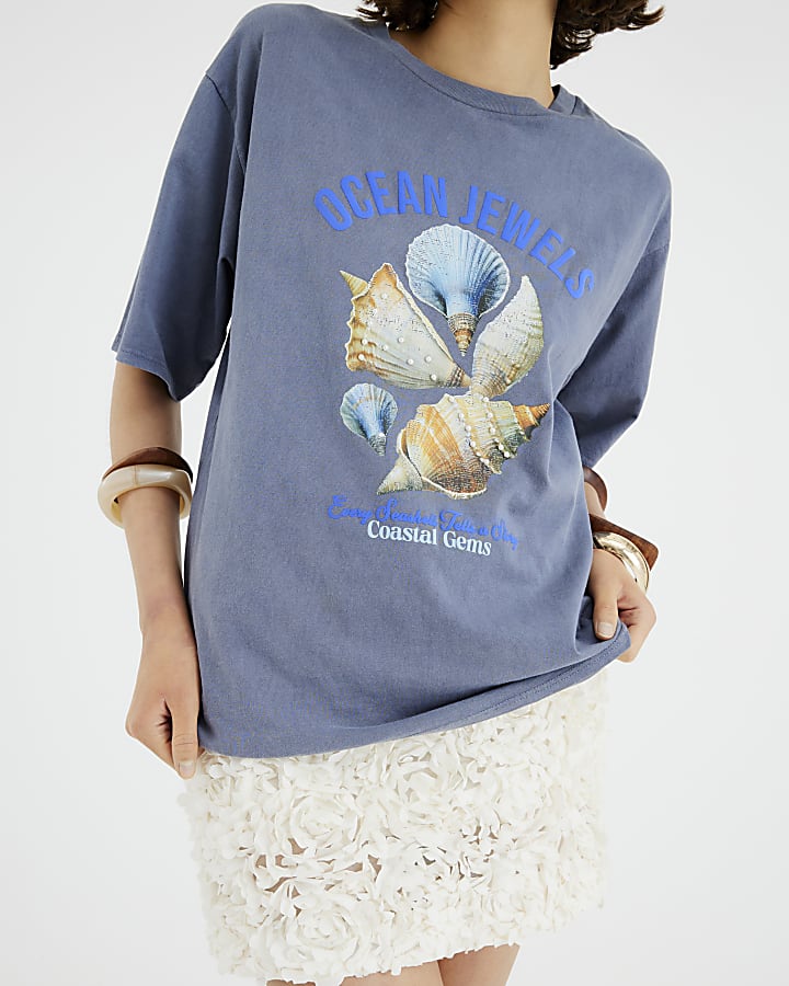 Blue Ocean Shell Pearl Embellished T-Shirt