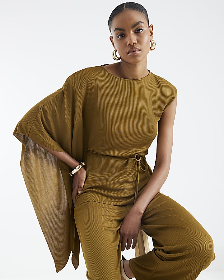 Green Short Sleeve Cape Ribbed Belted Top