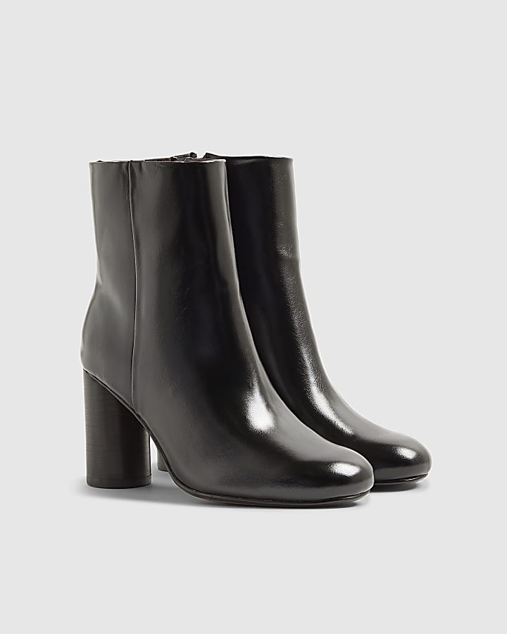 Black Round Heeled Ankle Boots