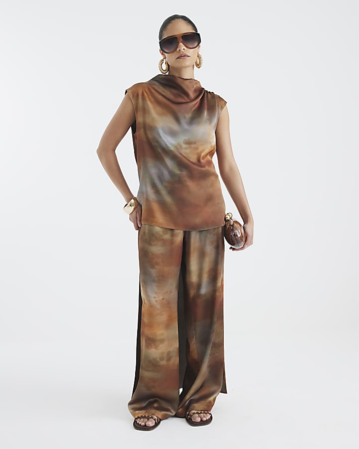 Petite Brown Abstract Print Wide Leg Trousers