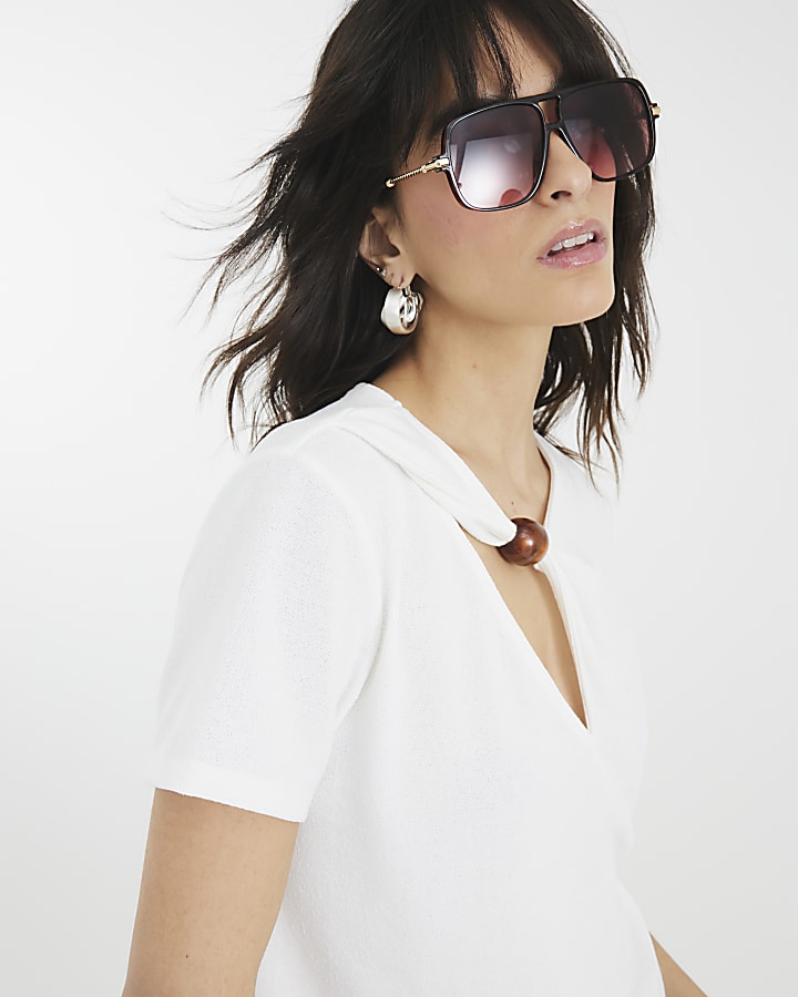 White Short Sleeve Trim Neckline T-Shirt