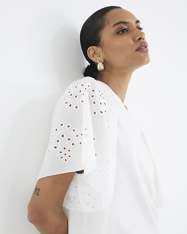 White Short Sleeve Broderie T-shirt
