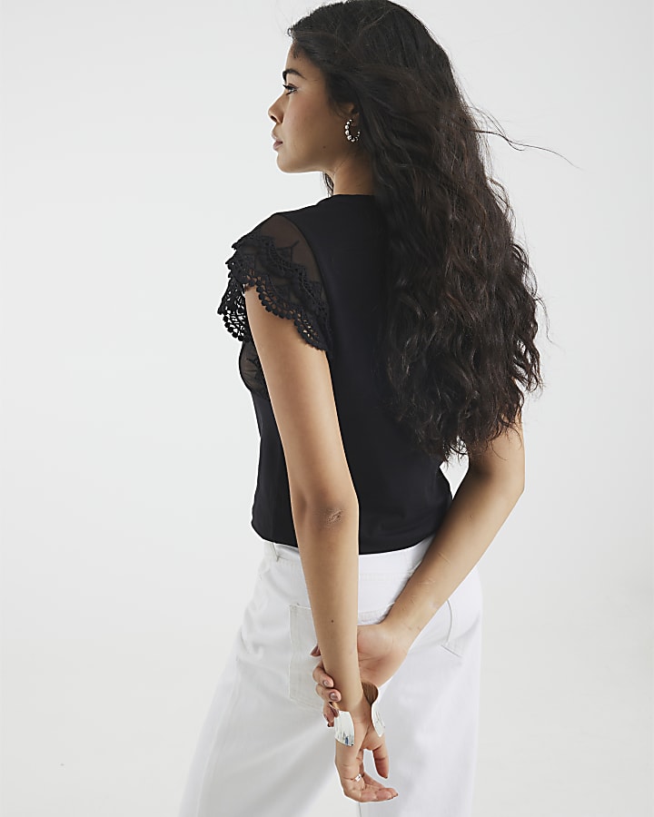 Black Lace Hybrid Short Sleeve T-shirt