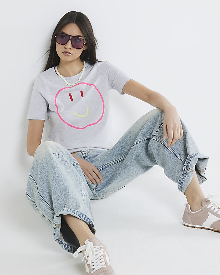 Grey Short Sleeve Smiley T-shirt