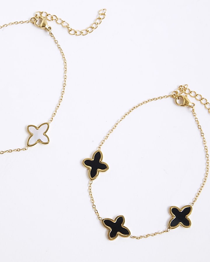 Gold Pearl And Clover Bracelet Set