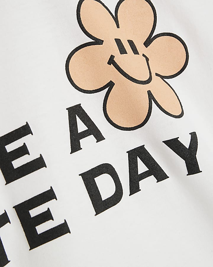 White Short Sleeve Have A Cute Day T-shirt