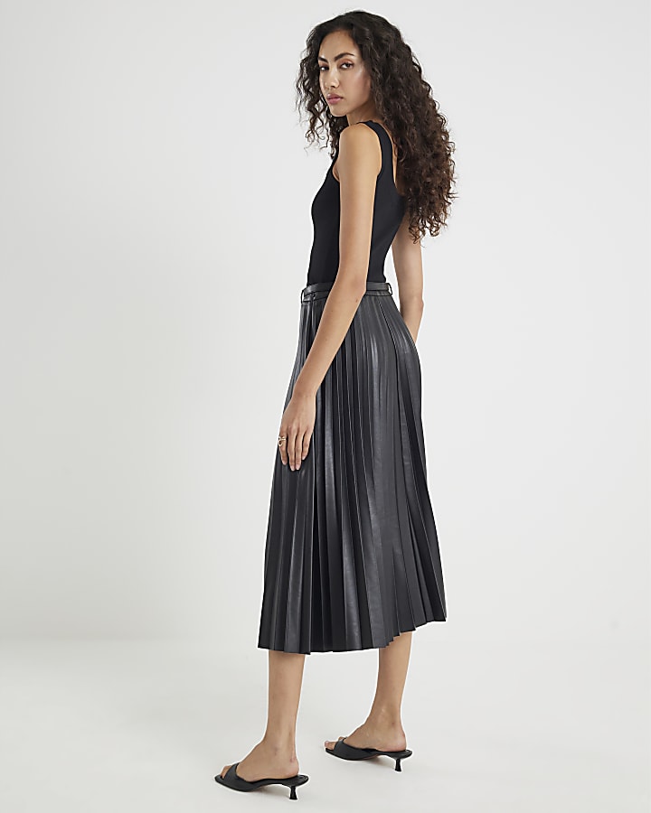 Black Belted Pleated Midi Skirt