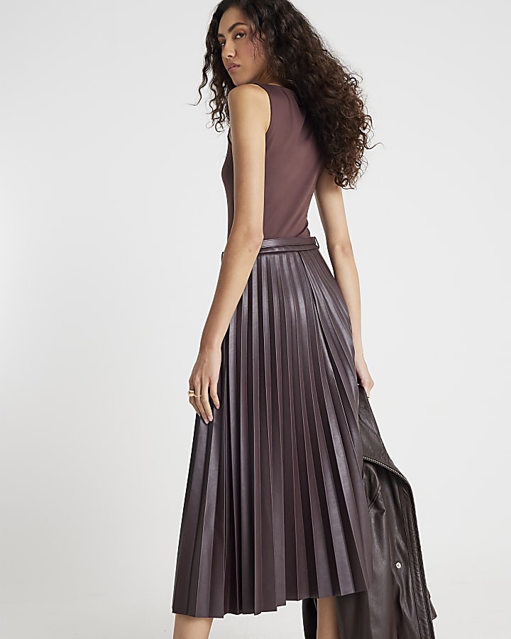 Red Belted Pleated Midi Skirt