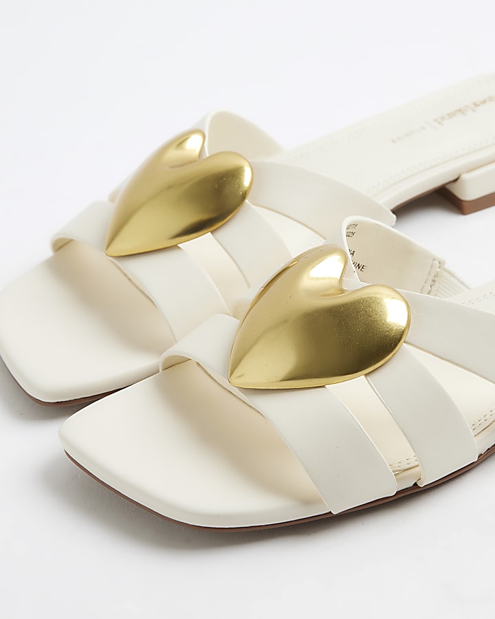 White Heart Detail Flat Sandals