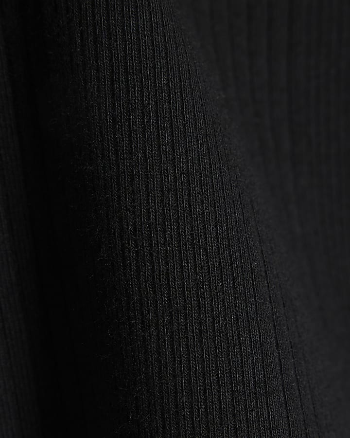 Black Scoop Neck Cap Sleeve T-shirt