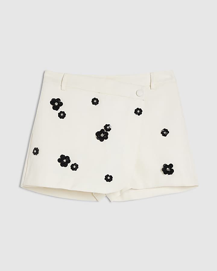 White Embellished Flower Detail Skort