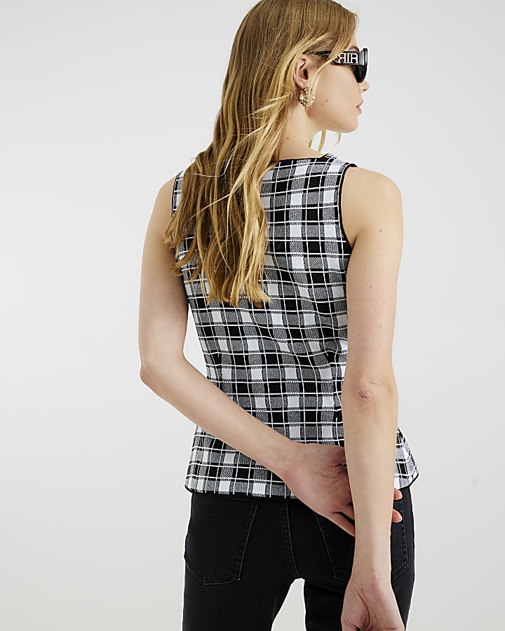 Black Gingham Knitted Pearl Trim Vest