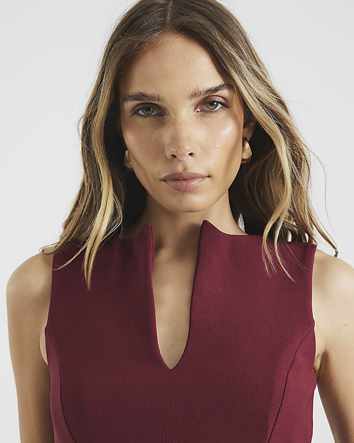 Red Sleeveless V Neck Ribbed Top
