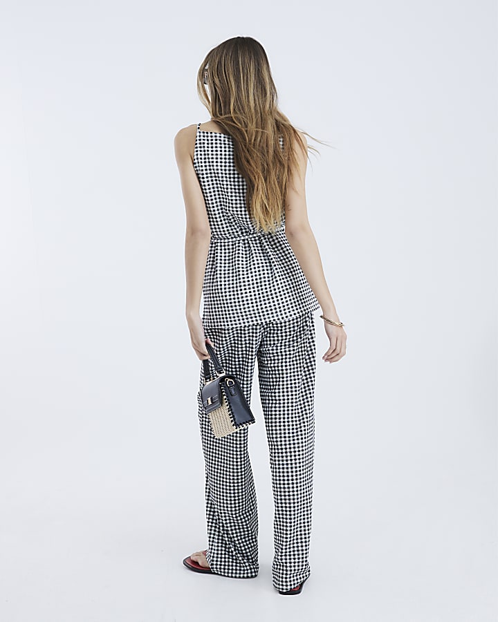 Black Sleeveless Gingham Tie Waist Tunic Top