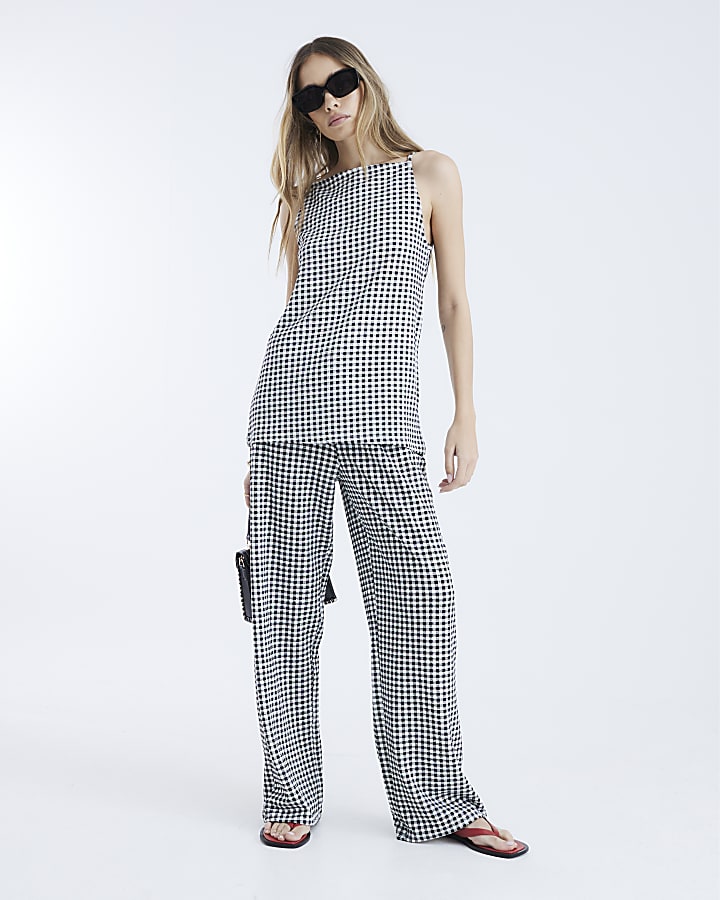 Black Sleeveless Gingham Tie Waist Tunic Top