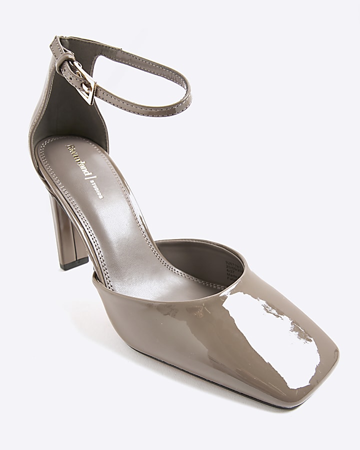 Grey Patent Closed Back Heels