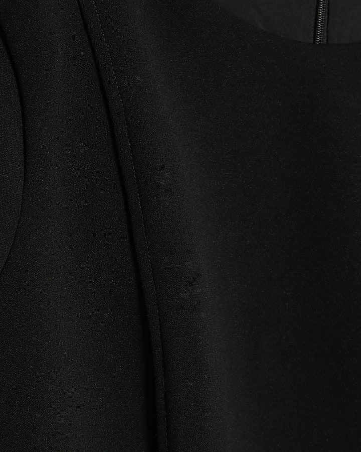 Black Contoured Cap Sleeve Mini Shift Dress