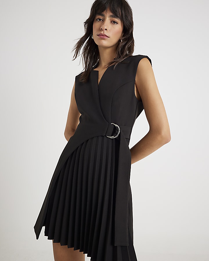 Black Curved Panel Pleated Mini Dress