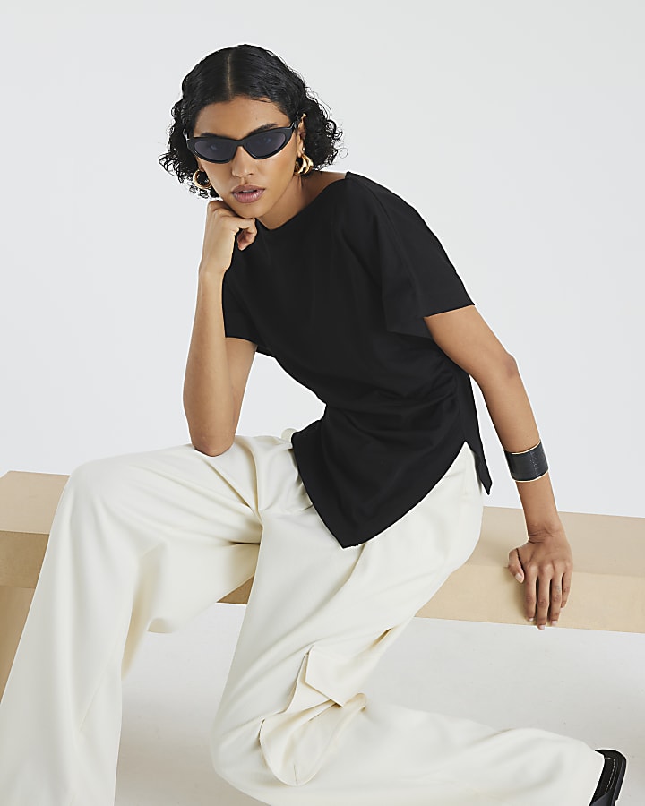Black Short Sleeve Drape Side T-shirt