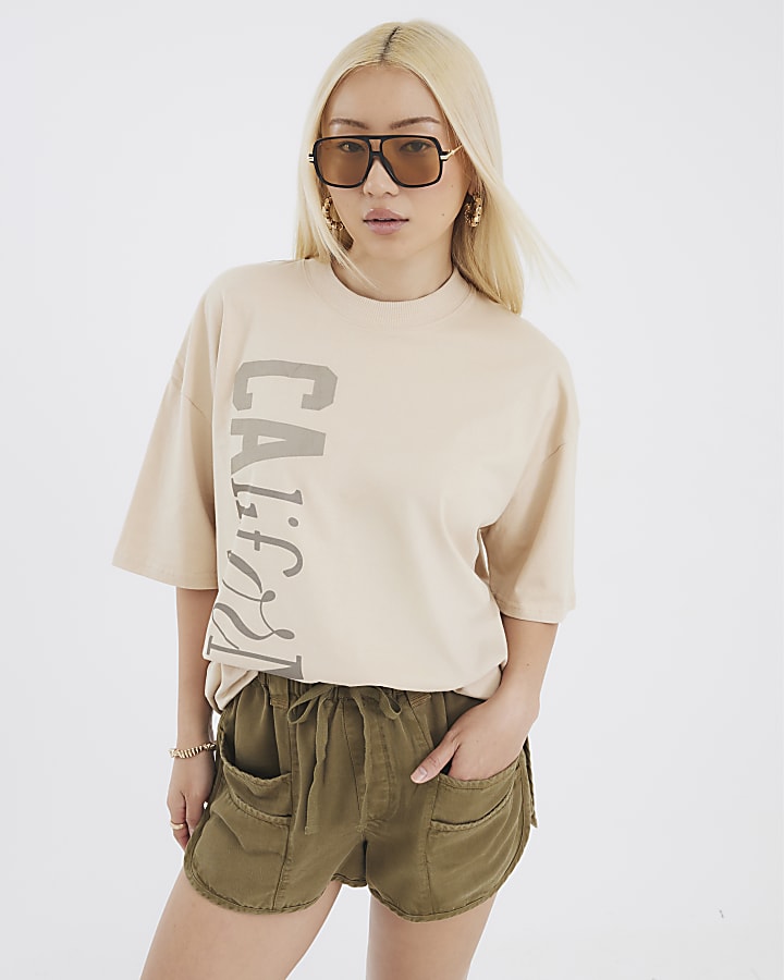 Beige Premium California Text T-Shirt