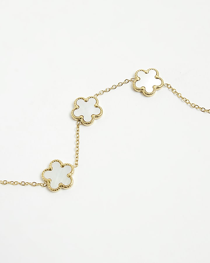 Gold White flower bracelet