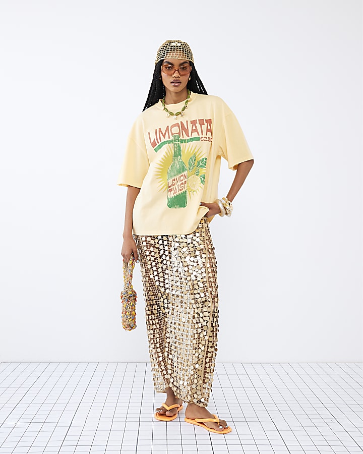 Yellow Short Sleeve Limonata Drink T-shirt