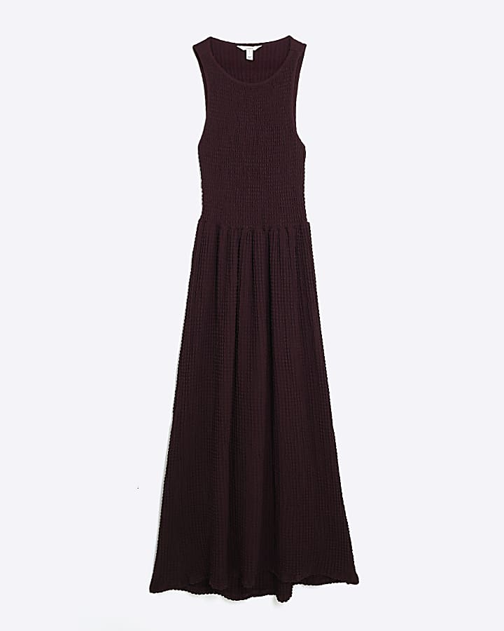 Red Textured Sleeveless Shirred Midi Dress