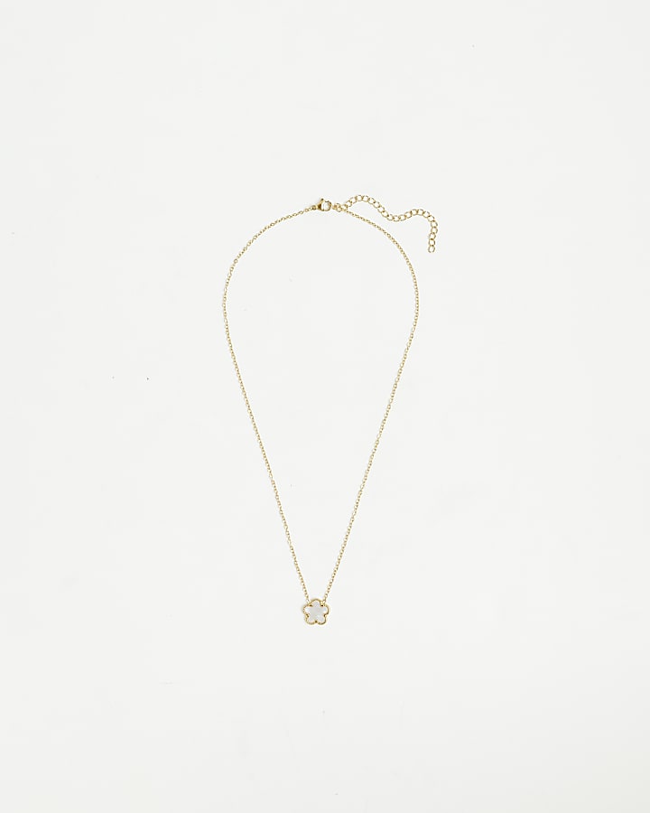 Gold Flower pendant Necklace