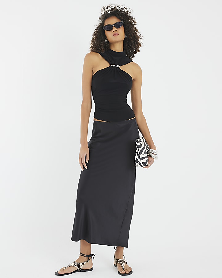 Black Sleeveless Metal Trim Front Top