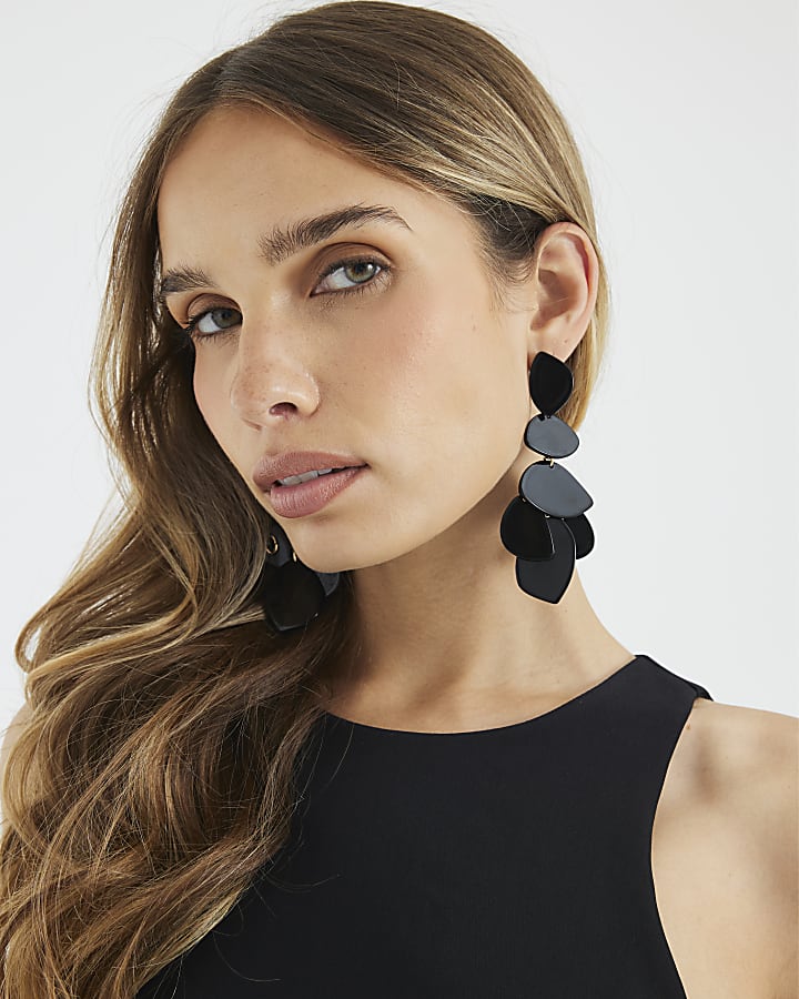 Black acrylic disc drop earrings